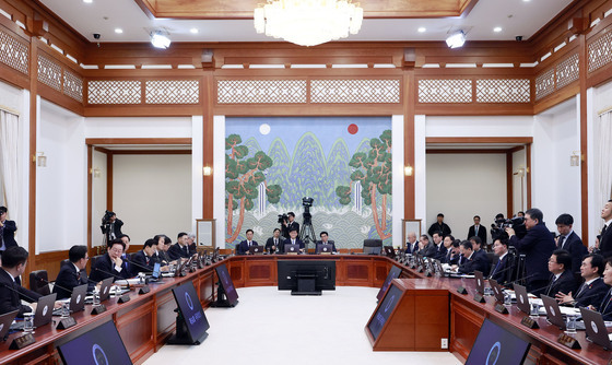 청와대에서 열린 올해 마지막 국무회의