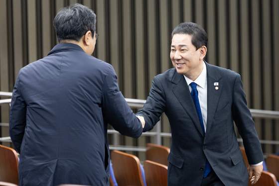 與, 김병기에 '탈당 요구'…안 하면 비상 징계 '제명' 압박(종합)