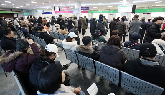 민원인으로 붐비는 운전면허시험장