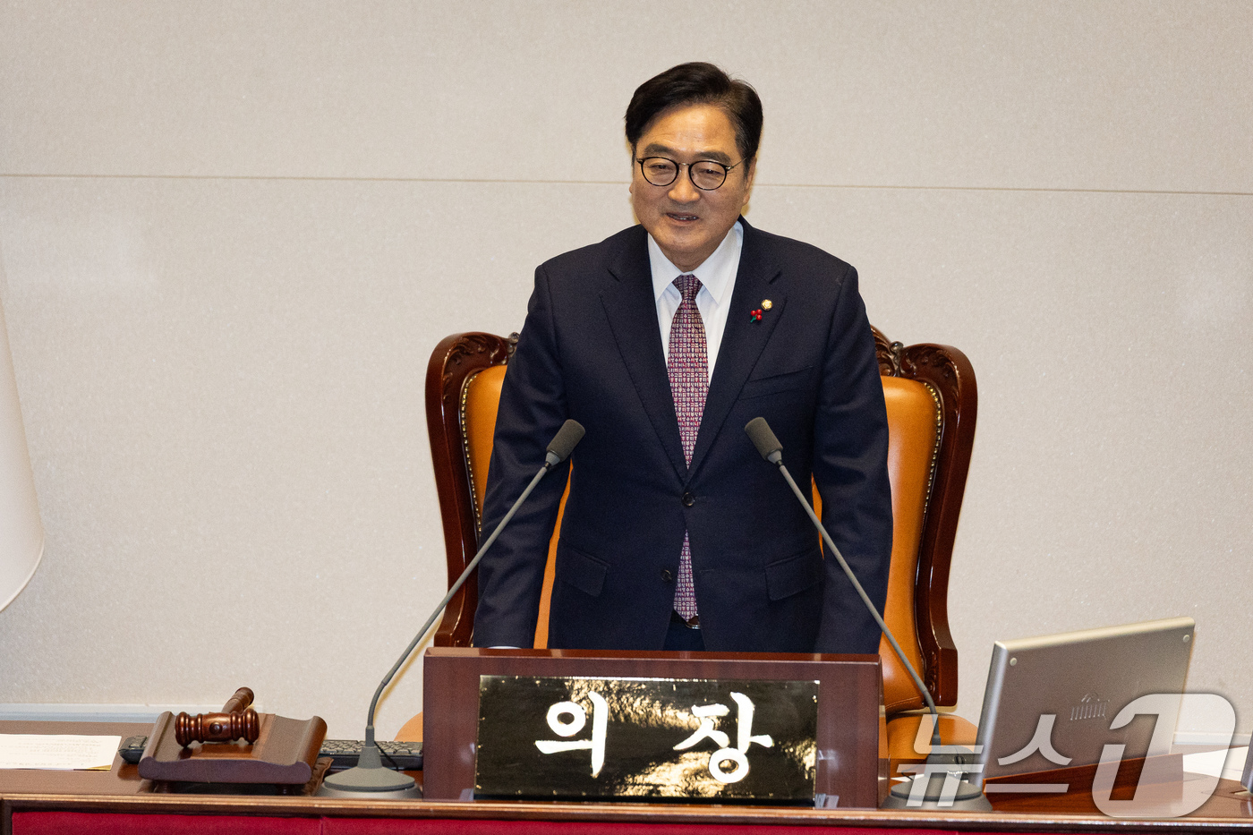 (서울=뉴스1) 유승관 기자 = 우원식 국회의장이 30일 서울 여의도 국회에서 열린 제430회 국회(임시회) 제3차 본회의에서 발언하고 있다. 2025.12.30/뉴스1