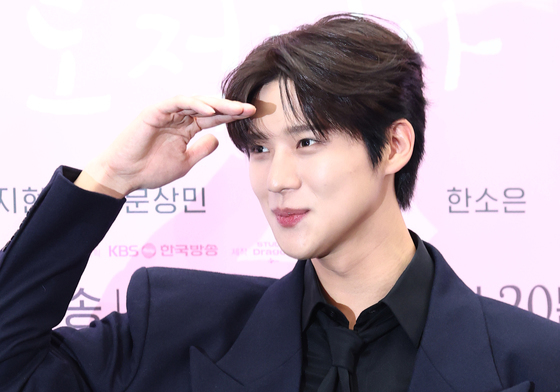 문상민, 은애하는 사내 있어?