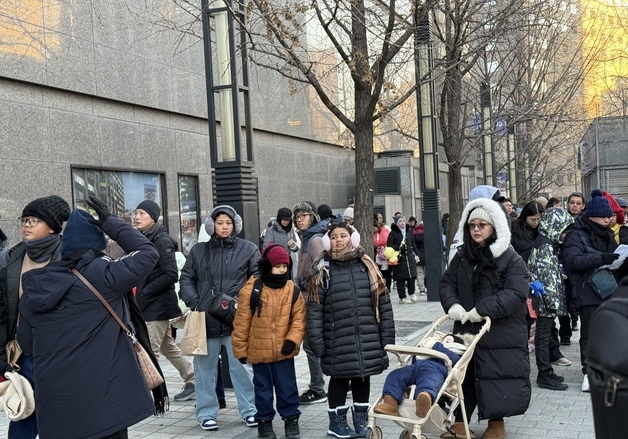 영하 13도 칼바람 녹이는 열기…雪에 반한 외국인 "K-스키 최고"