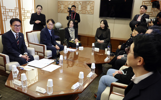 국립중앙박물관서 배리어프리 키오스크 간담회 연 김민석 총리