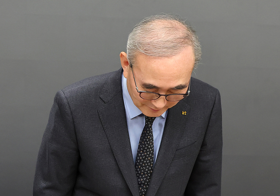 김영섭 KT 대표 "침해사고 깊은 사과 "