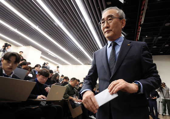 무단 소액결제와 해킹 관련 입장 밝힌 김영섭 KT 사장