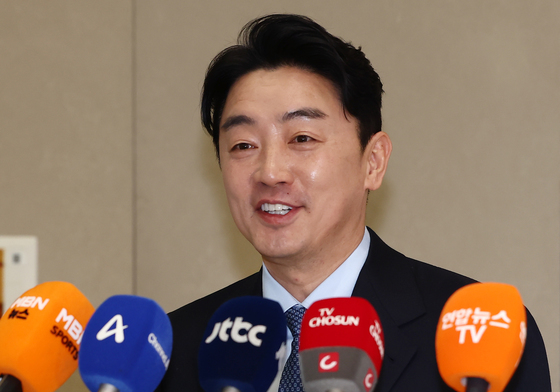 밝은 표정의 강훈식 비서실장