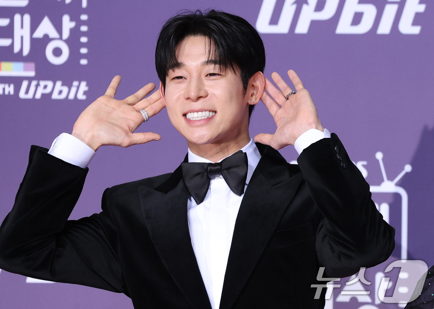 (서울=뉴스1) 권현진 기자 = ‘우리들의 발라드’ 대니구가 30일 서울 마포구 상암 SBS 프리즘 타워에서 열린 ‘2025 SBS 연예대상’ 레드카펫 행사에 참석해 포즈를 취하고 …