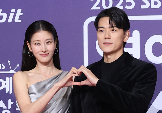 이현이·홍성기 부부, 2025 SBS 연예대상 참석