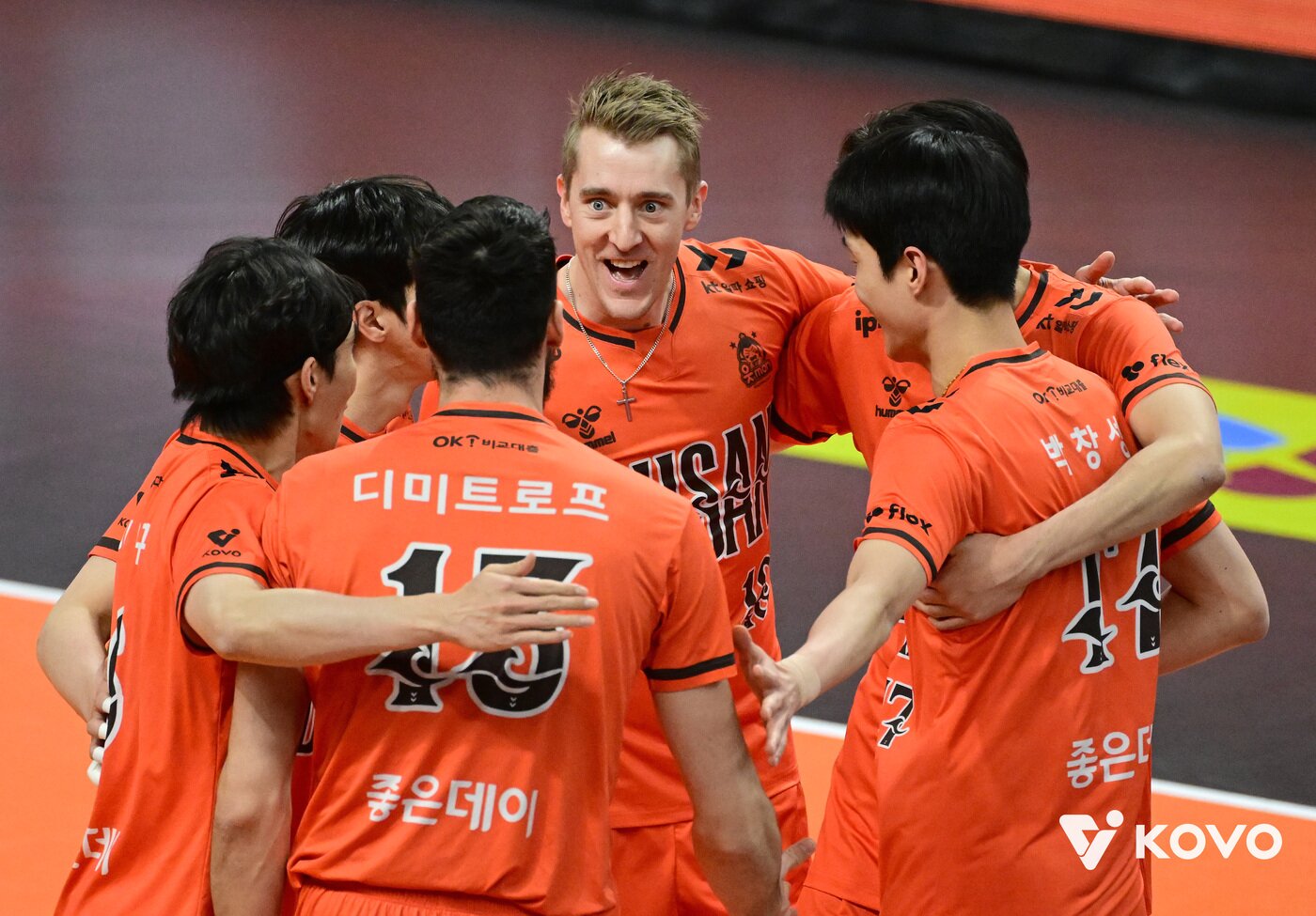 본문 이미지 - OK저축은행 선수들. (KOVO 제공)