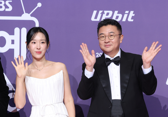 이지혜·문재완 부부, SBS 연예대상 참석