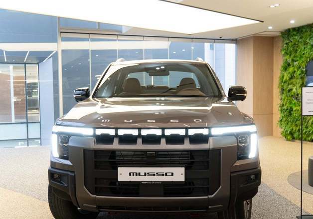 KGM 5세대 픽업 '무쏘' 공개…가솔린 엔진·도심형 모델로 선택폭↑