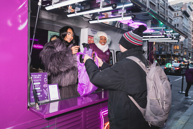 LG생활건강 닥터그루트, 美 뉴욕서 'K-뷰티 트럭' 팝업 인기