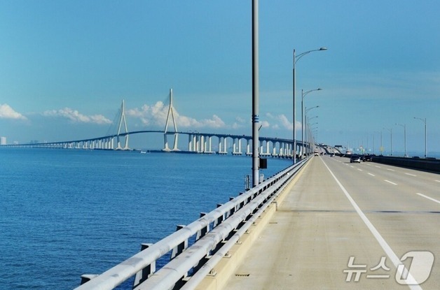 투신 잦은 인천대교에 2.5m 안전난간…내년 상반기 설계, 하반기 설치