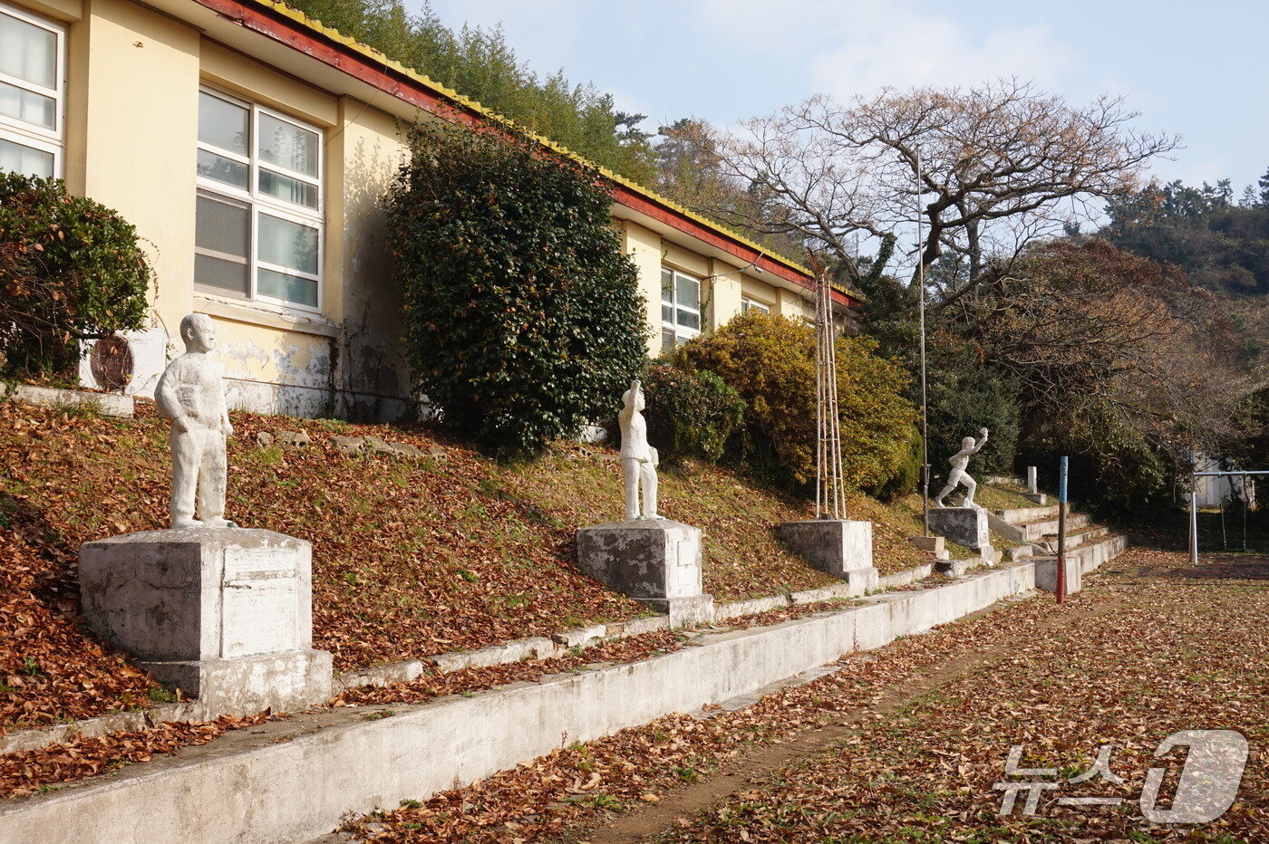 본문 이미지 - 금호도분교. 휴교상태다. 2026.1.2뉴스1 ⓒ News1 조영석 기자