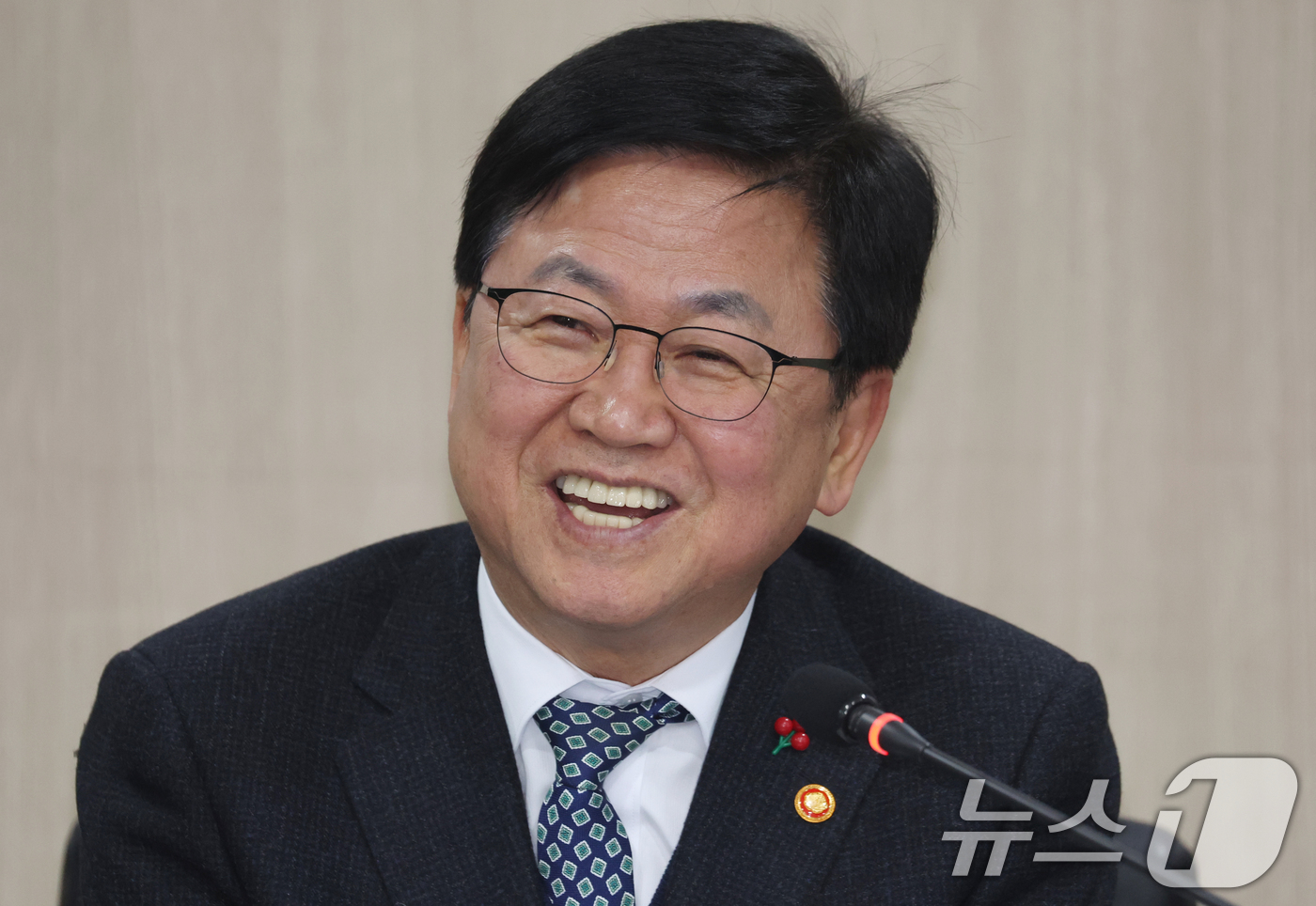 (서울=뉴스1) 김명섭 기자 = 최교진 교육부 장관이 31일 서울 여의도 한국교육시설안전원에서 열린 한민고등학교의 자율형공립고 전환추진 업무협약식에서 발언을 하고 있다. 2025. …