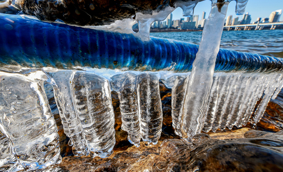 얼어붙은 서울