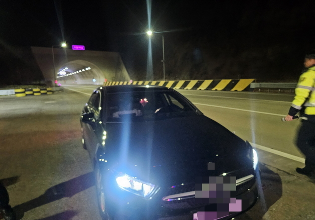 '만취 운전자' 고속도로서 8.5km '공포의 역주행'