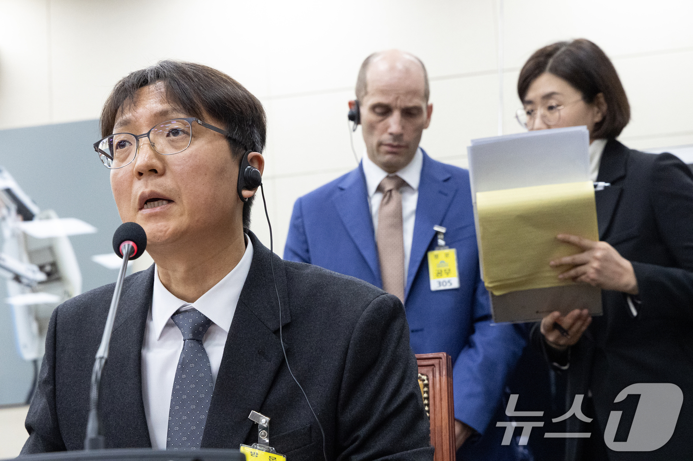 (서울=뉴스1) 이승배 기자 = 박대준 전 쿠팡 대표이사가 31일 서울 여의도 국회에서 열린 제430회국회(임시회) 쿠팡 침해사고 및 개인정보 유출, 불공정 거래, 노동환경 실태 …