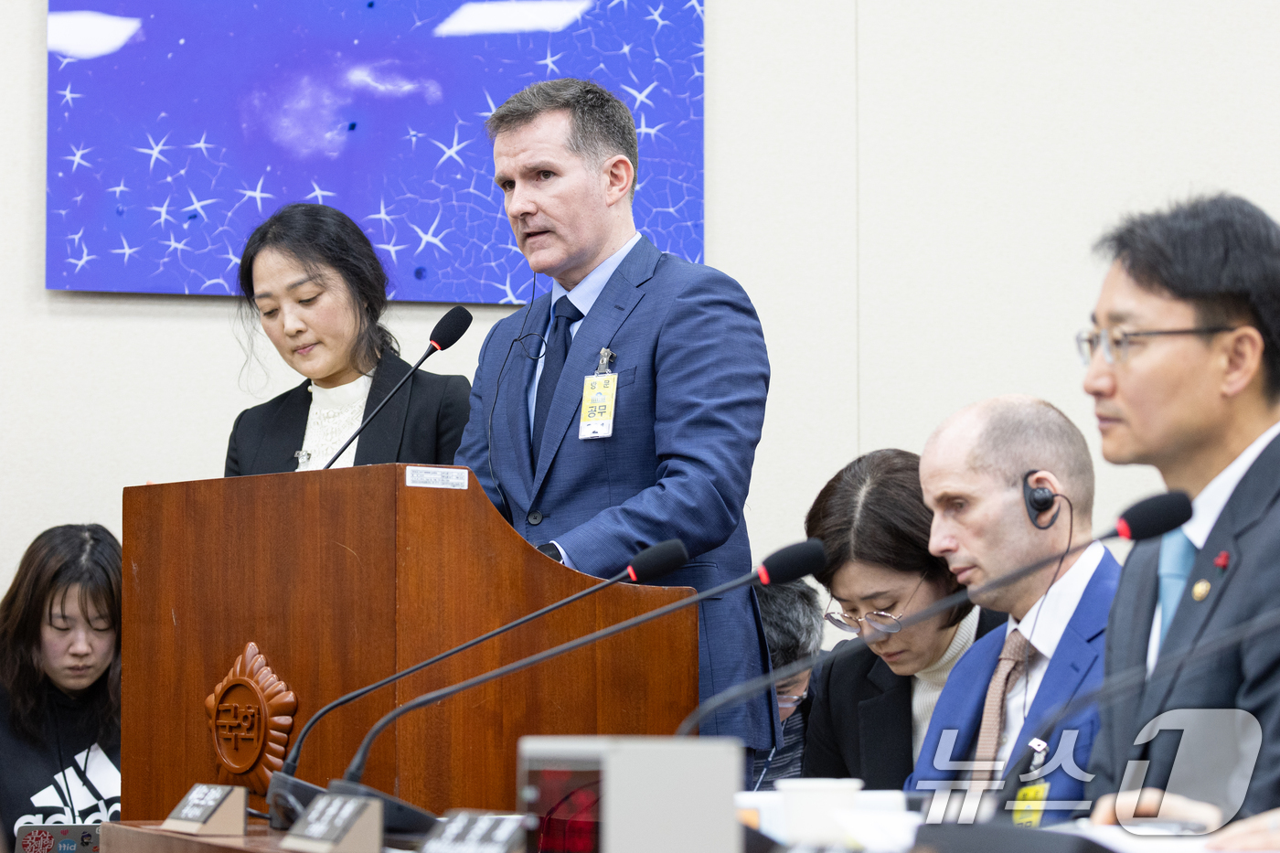 (서울=뉴스1) 이승배 기자 = 브랫 매티스 쿠팡 최고정보보안책임자가 31일 서울 여의도 국회에서 열린 제430회국회(임시회) 쿠팡 침해사고 및 개인정보 유출, 불공정 거래, 노동 …