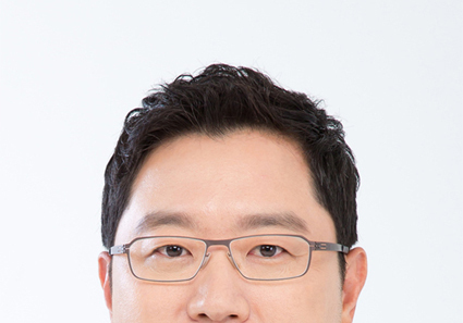 일동제약 '창업주 3세' 윤웅섭 부회장, 회장 승진…경영 전면으로