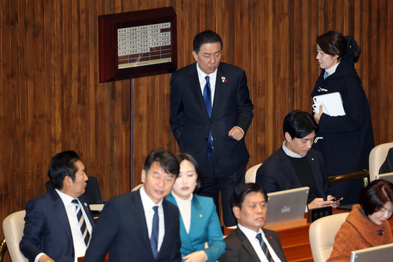 與 '공천헌금 의혹' 강선우 전격 제명…김병기엔 징계 요청(종합)