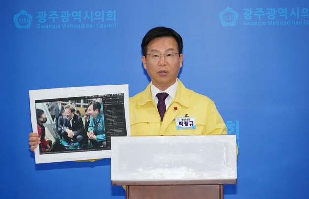 박병규 구청장 "이 대통령과의 사진 '진짜'…AI논란에 죽일 놈 돼"