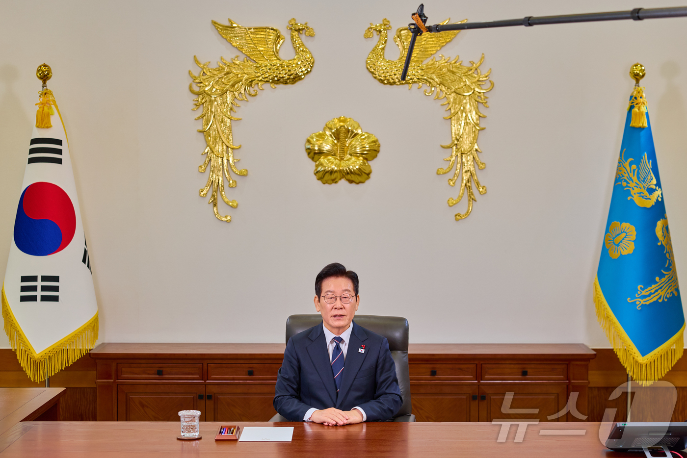 (서울=뉴스1) 허경 기자 = 이재명 대통령이 청와대에서 2026년 신년사를 발표하고 있다. (청와대 제공. 재판매 및 DB 금지)