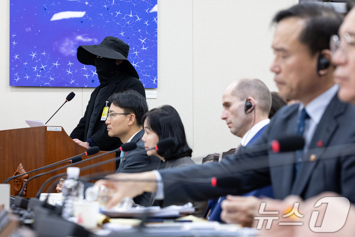 (서울=뉴스1) 이승배 기자 = 31일 서울 여의도 국회에서 열린 제430회국회(임시회) 쿠팡 침해사고 및 개인정보 유출, 불공정 거래, 노동환경 실태 파악과 재발방지 대책 마련을 …