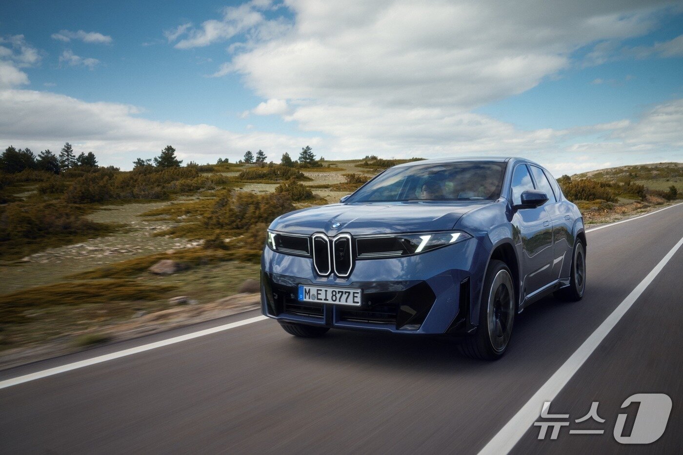 본문 이미지 -  BMW 뉴 iX3.(BMW 제공)