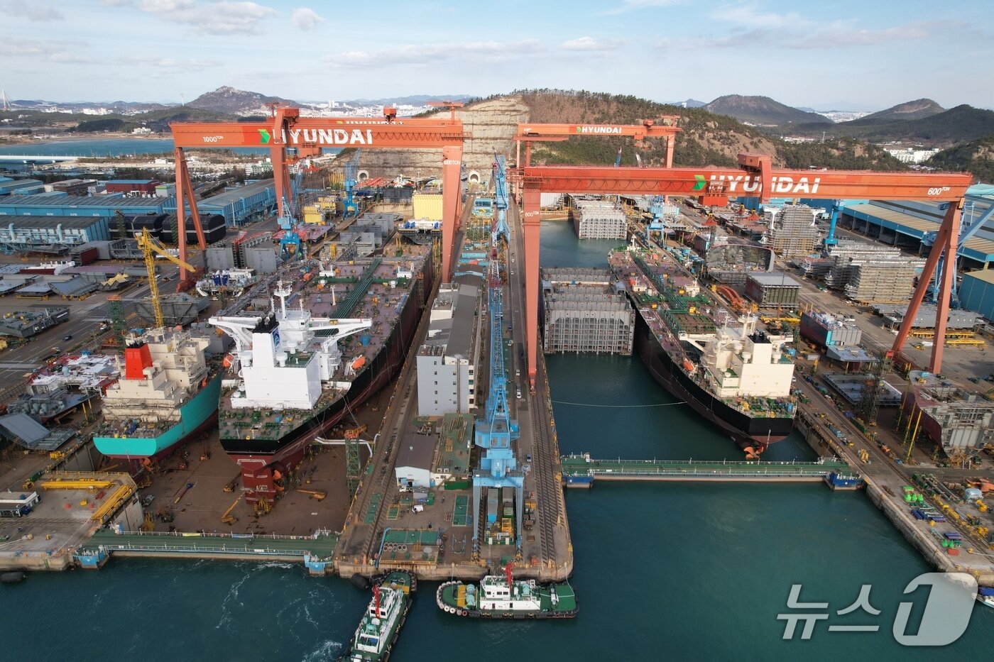 본문 이미지 -  HD현대삼호조선소 전경.(HD현대삼호 제공) 2025.12.30.