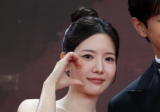 하승리, 사랑스러운 볼하트