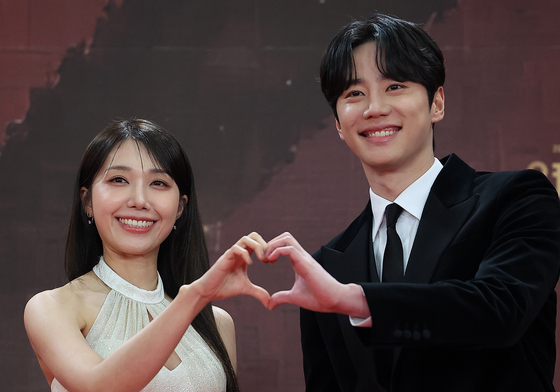 정은지·이준영 '많이 사랑해주세요'