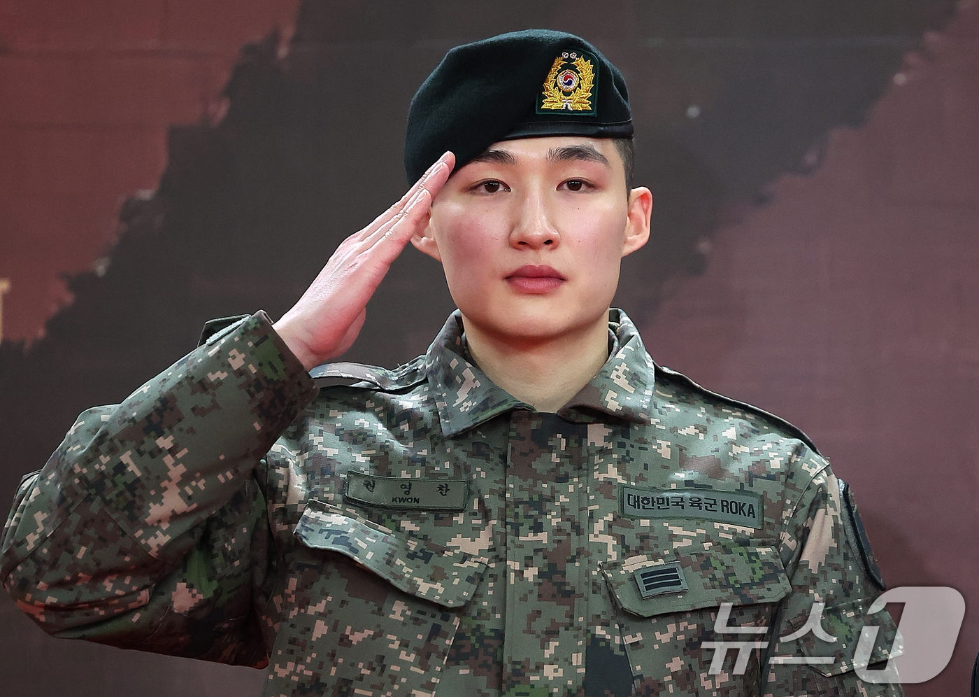 (서울=뉴스1) 김진환 기자 = 배우 권지우가 31일 오후 서울 영등포구 KBS 신관에서 진행된 ‘2025 KBS 연기대상’ 레드카펫 행사에서 포즈를 취하고 있다. 2025.12. …