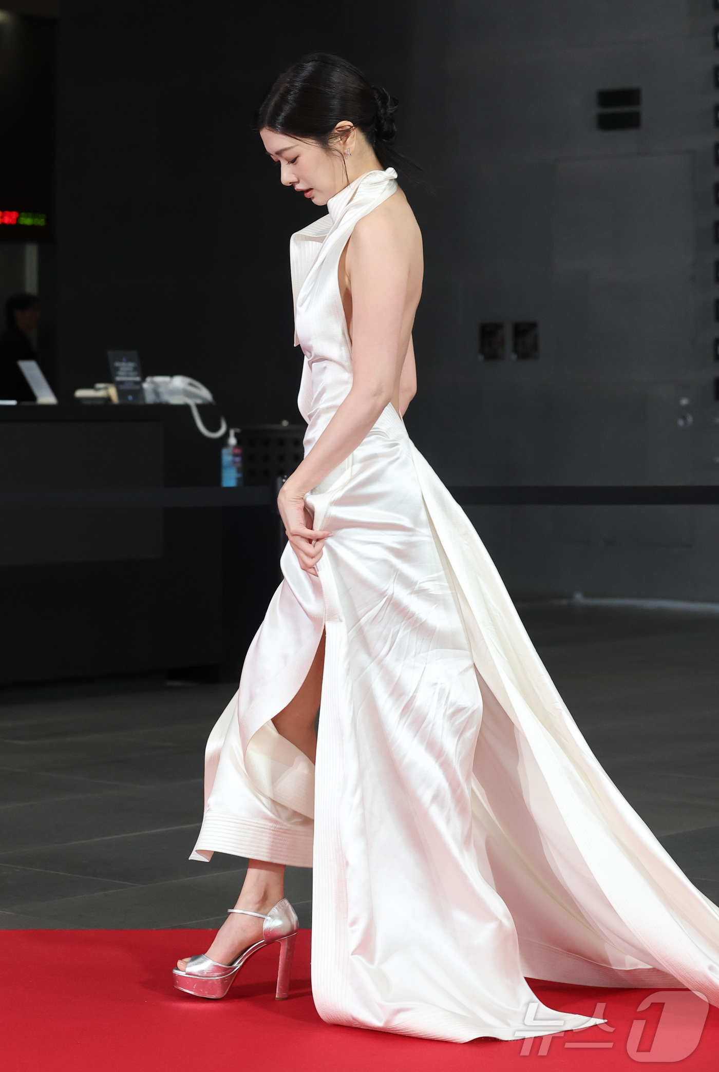 (서울=뉴스1) 권현진 기자 = 배우 정소민이 31일 서울 마포구 SBS프리즘타워에서 열린 ‘2025 SBS 연기대상’ 레드카펫 행사에 참석하고 있다. 2025.12.31/뉴스1