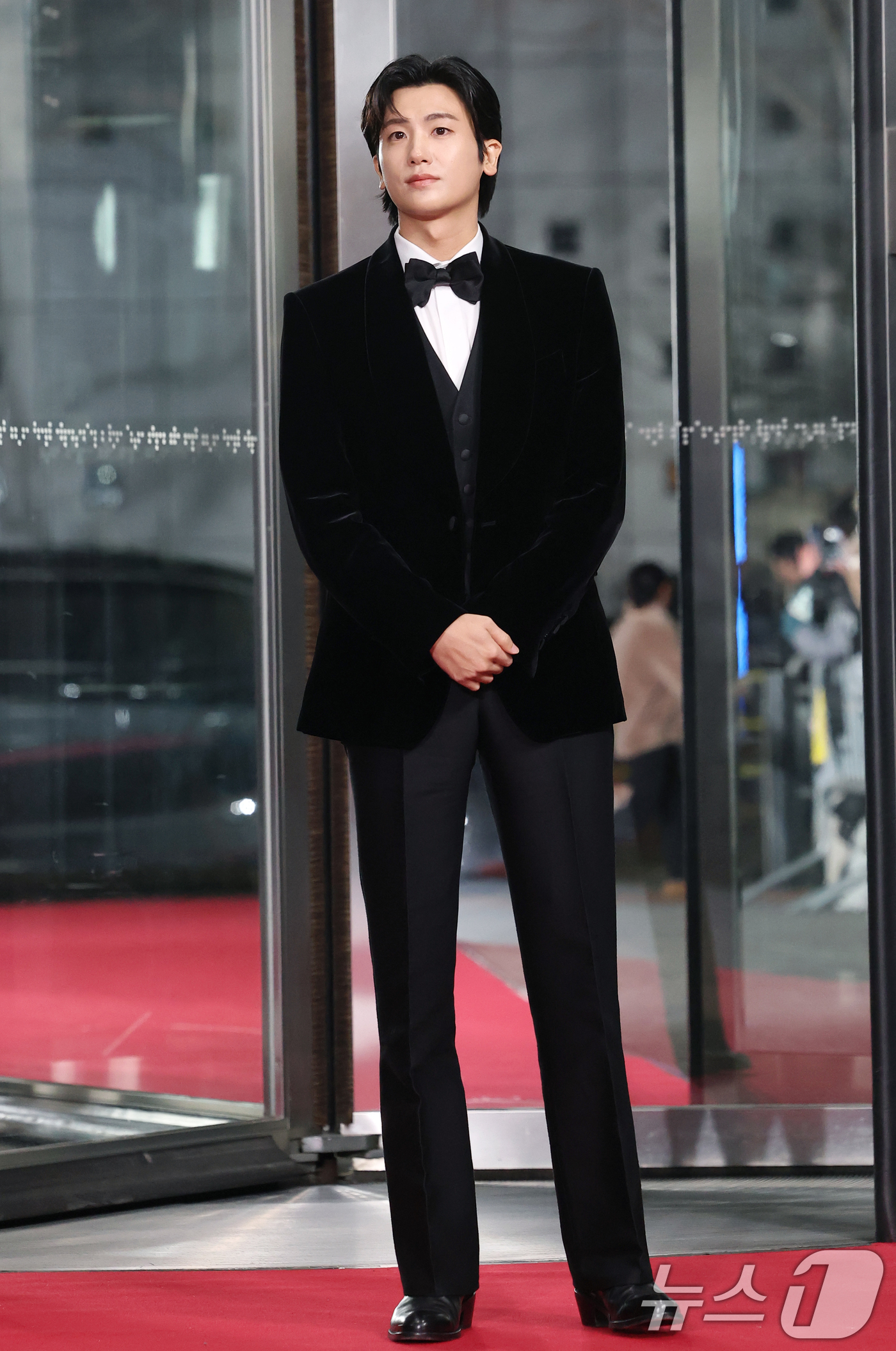 (서울=뉴스1) 권현진 기자 = 배우 박형식이 31일 서울 마포구 SBS프리즘타워에서 열린 ‘2025 SBS 연기대상’ 레드카펫 행사에 참석해 포즈를 취하고 있다. 2025.12. …