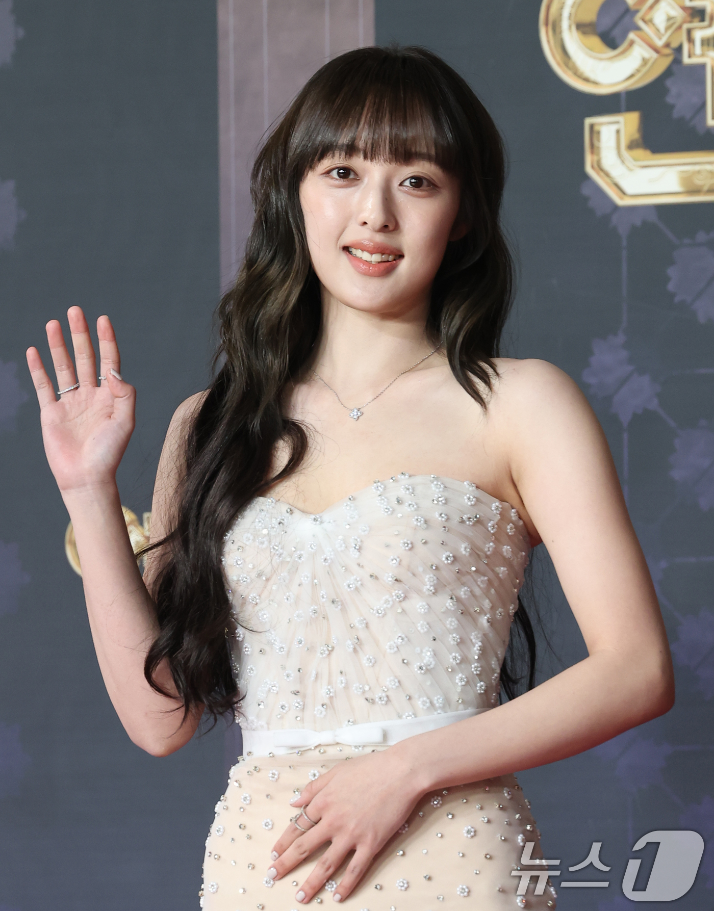 (서울=뉴스1) 권현진 기자 = 배우 김보라가 31일 서울 마포구 SBS프리즘타워에서 열린 ‘2025 SBS 연기대상’ 레드카펫 행사에 참석해 포즈를 취하고 있다. 2025.12. …