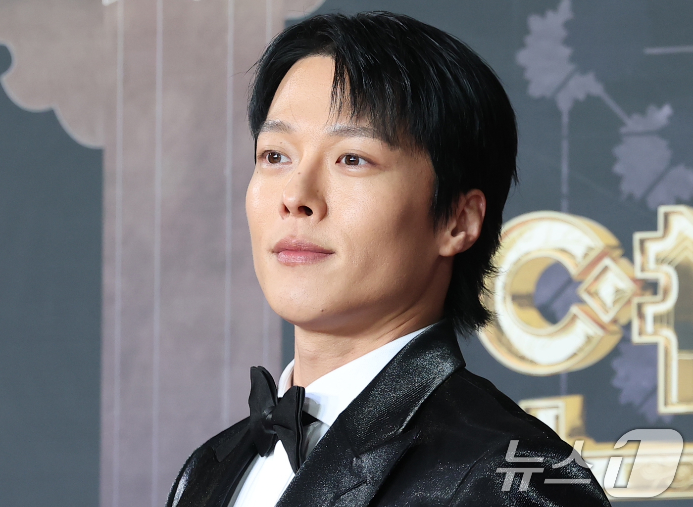 (서울=뉴스1) 권현진 기자 = 배우 장기용이 31일 서울 마포구 SBS프리즘타워에서 열린 ‘2025 SBS 연기대상’ 레드카펫 행사에 참석해 포즈를 취하고 있다. 2025.12. …