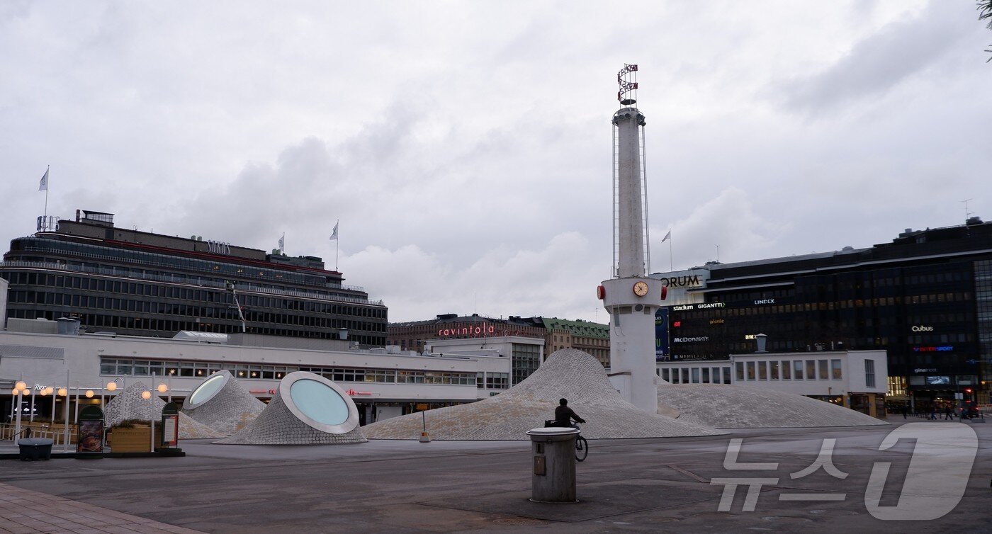 본문 이미지 - 아모르렉스 광장 ⓒ News1 윤슬빈 관광전문기자