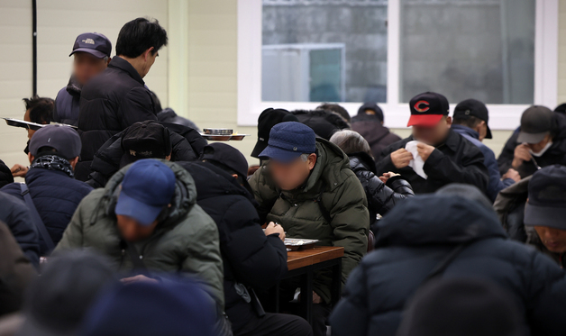 고령층 1084만명, 전체 인구의 21%…초고령사회 '일상화' 단계 진입