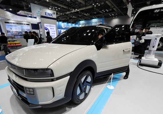 현대차, 주가 30만원 찍었다…역대 최고가 기록[핫종목]