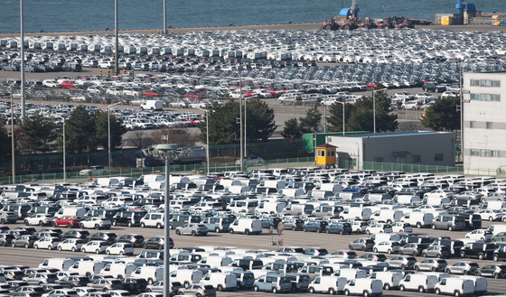 ING "韓 내년 성장률 1.8→2.0%…반도체 수요 강세가 회복 견인"