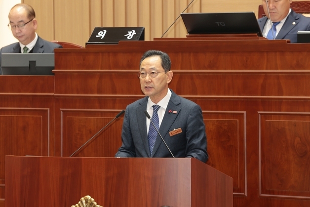 명현관 해남군수 "신성장산업과 농어업 함께 숨 쉬는 미래 준비"