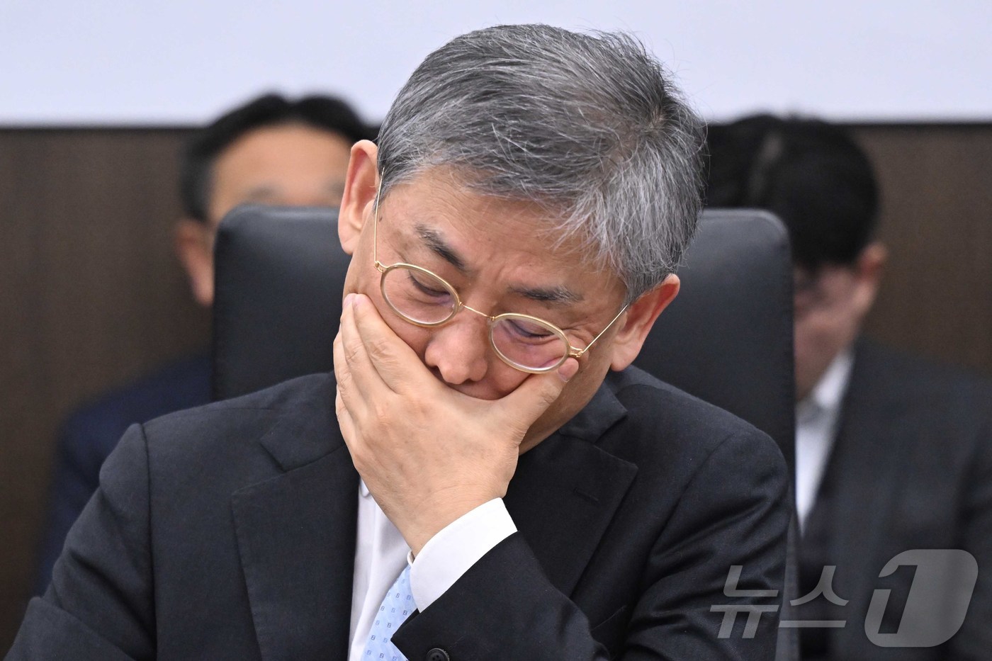 (서울=뉴스1) 박지혜 기자 = 김용관 삼성전자 경영전략총괄 사장이 4일 오후 서울 중구 대한상공회의소에서 열린 'M.AX 얼라이언스-국민성장펀드 연계 간담회'에 참석해 자리하고 …