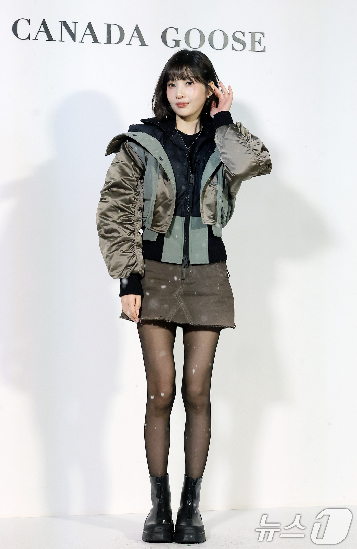 (서울=뉴스1) 권현진 기자 = 레드벨벳 조이가 4일 오후 서울 종로구 통의동 재단법인 아름지기에서 열린 캐나다구스 '더 파이오니어링 저니' 쇼케이스에 참석해 포즈를 취하고 있다. …