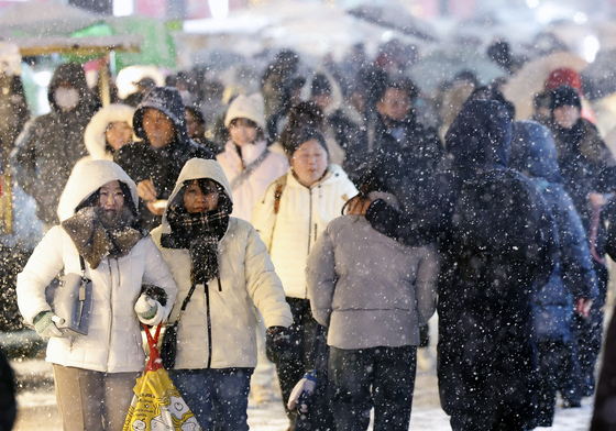 첫눈 내리는 서울
