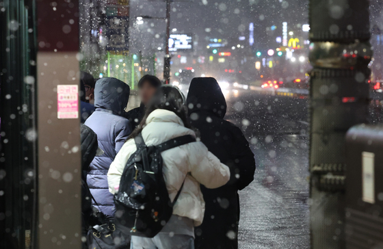 전북 무주·진안 대설주의보 발효…시간당 1~2㎝ 내려