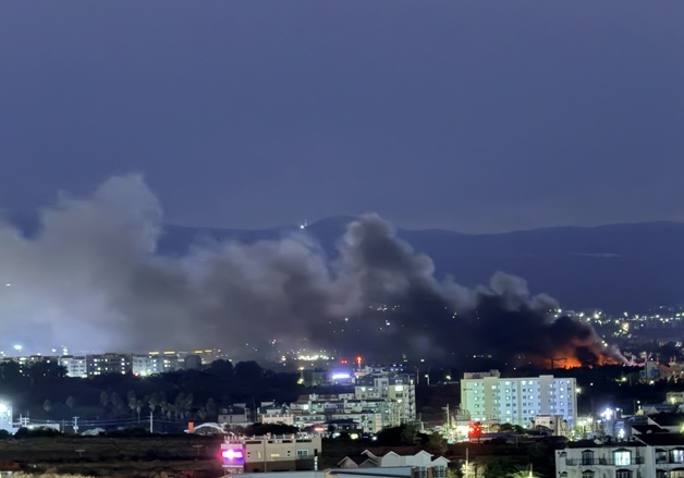 제주 자원순환시설 화재 4시간만에 완진…건물 2개동 소실