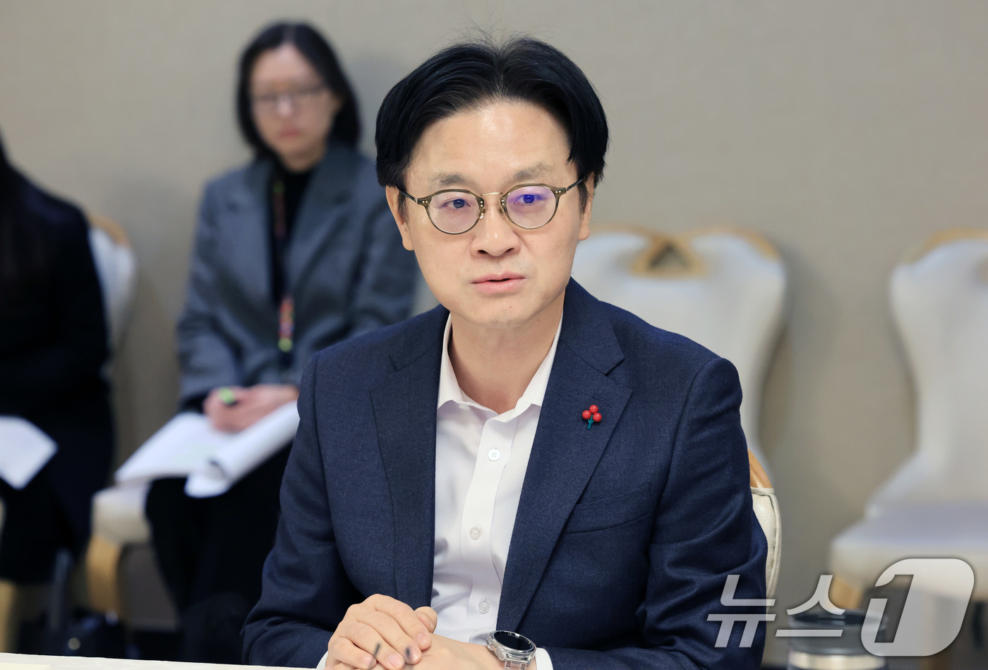 (서울=뉴스1) 임세영 기자 = 김정관 산업통상부 장관이 5일 오전 서울 종로구 정부서울청사에서 열린 제1차 자원안보협의회의에서 모두발언을 하고 있다. 2025.12.5/뉴스1