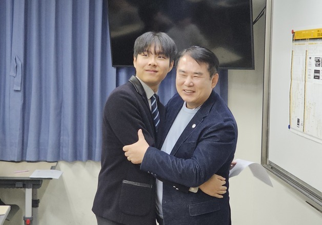 '광주 수능 만점 축하해요'