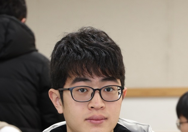 "같은 문제 다르게 풀려고 노력"…'수능 만점' 전주 한일고 이하진 군